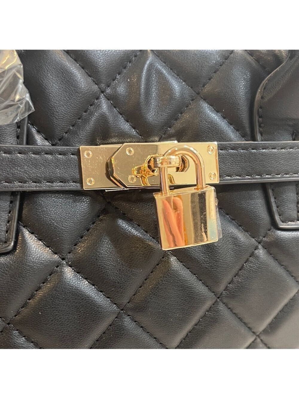 NWT Badgley Mischka Black Quilted purse - Picture 4 of 7
